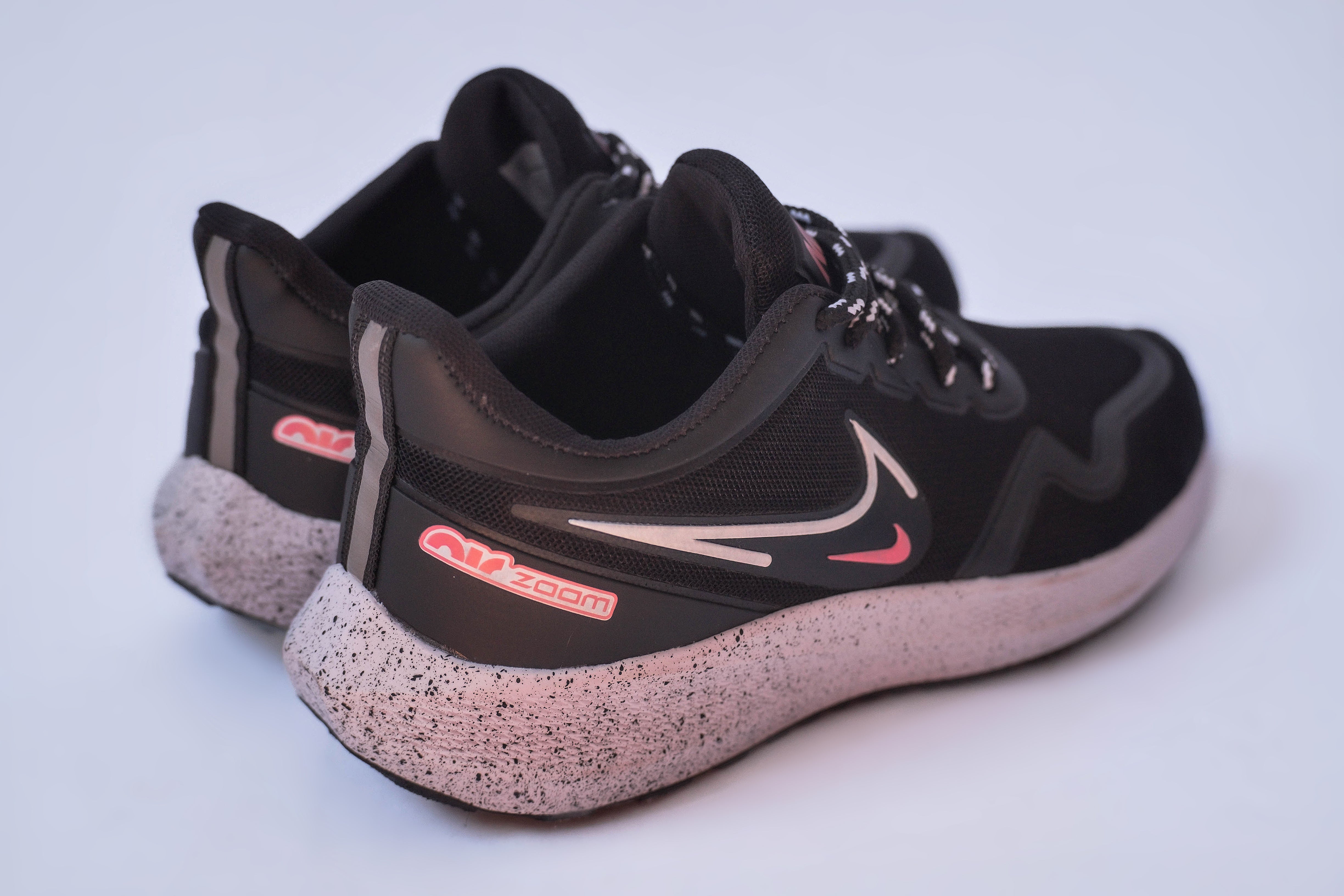 Esportivo Air Zoom Fem Preto